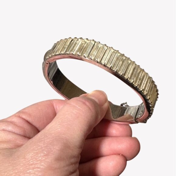 Vintage 1950's Silvertone Cuff Bracelet Clear Crystals Baguette Cut - Picture 2 of 6